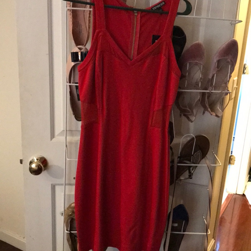 Red express dress.